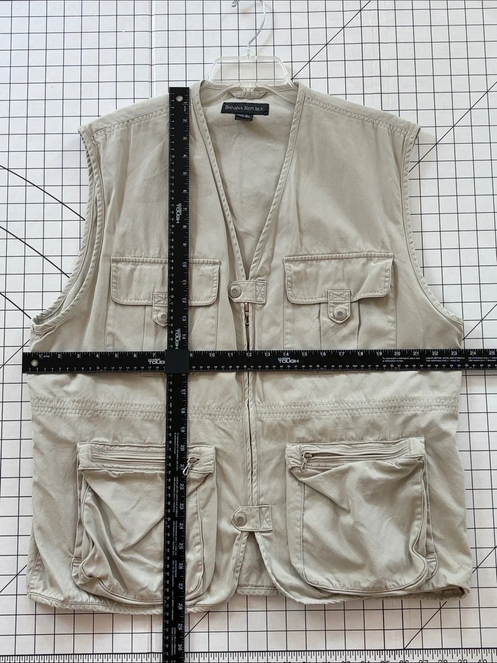 Title: Vintage Banana Republic Safari Travel Photojournalist Vest Size L